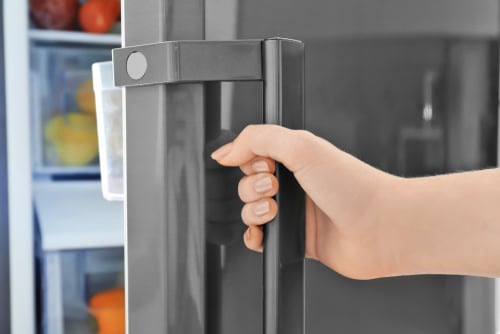 refrigerator door that won't stay closed 