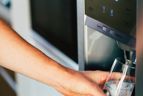 Ice maker isn’t working? Chill. And follow these simple steps for repairing your ice maker.